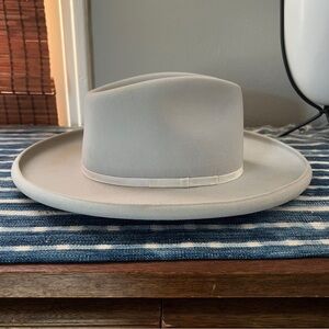 Vintage Couture Silverbelly wide brim felt hat